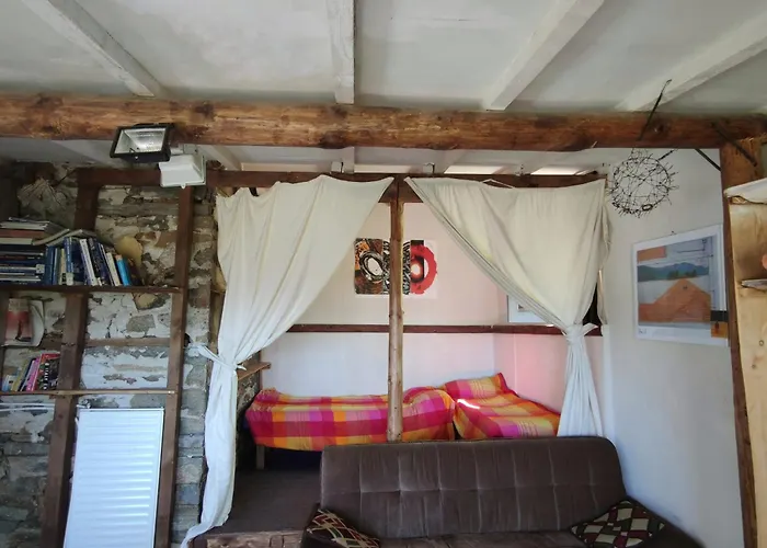 酒店 Zornica 切佩拉雷