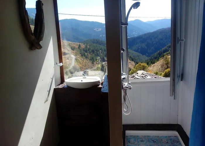 酒店 Zornica 切佩拉雷